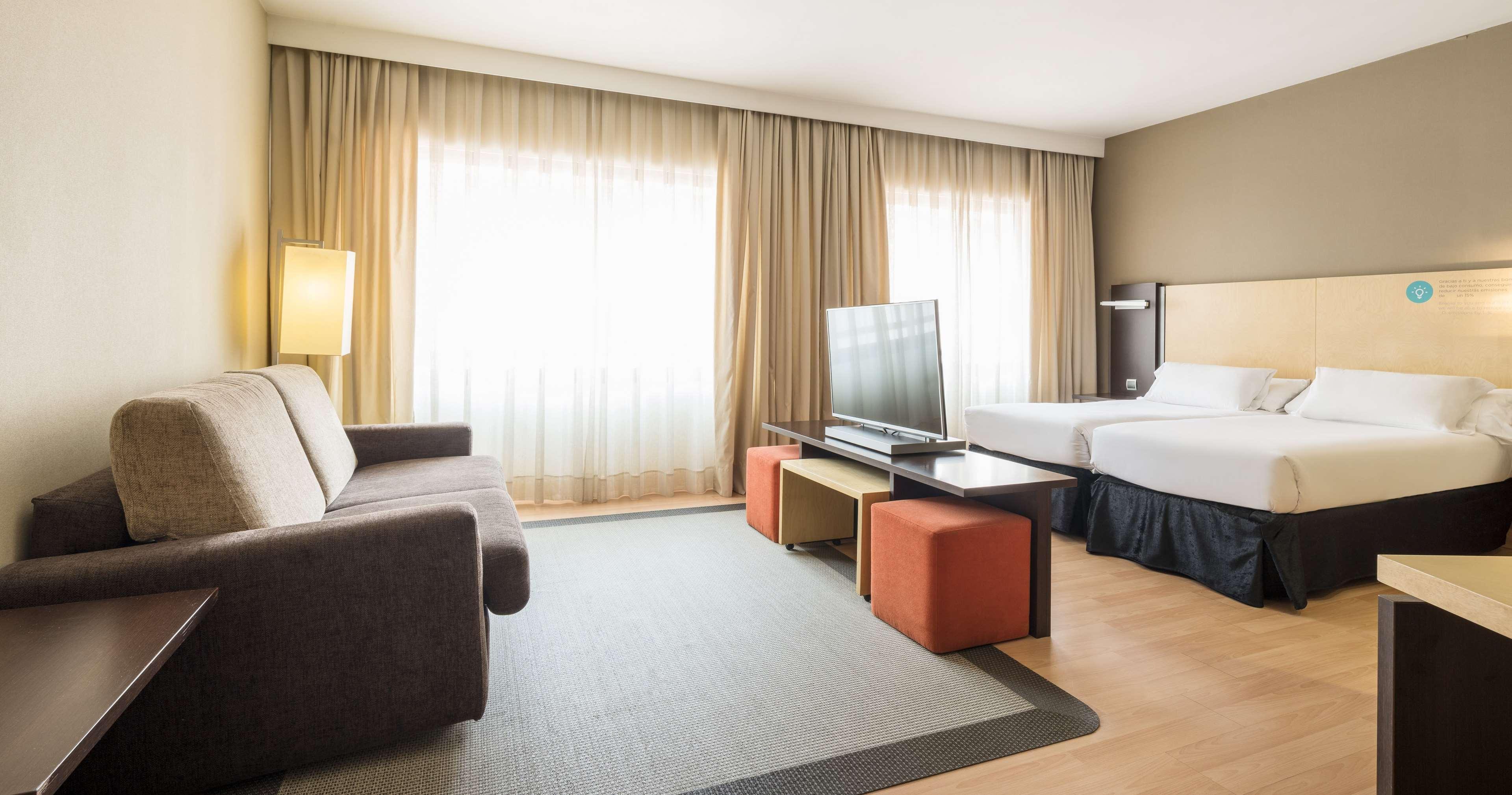 Ilunion Suites Madrid Eksteriør billede