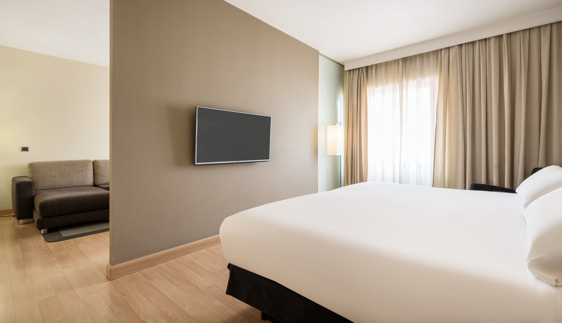 Ilunion Suites Madrid Eksteriør billede